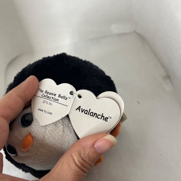 Ty Beanie Ballz Avalanche Penguin Plush Stuffed Animal Toy 5” - Picture 3 of 9